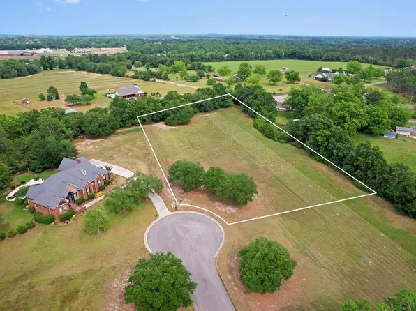 216 Thornberry Pl, Ashford, AL 36312