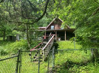 1098 Mount Liberty Rd, Nashville, IN 47448