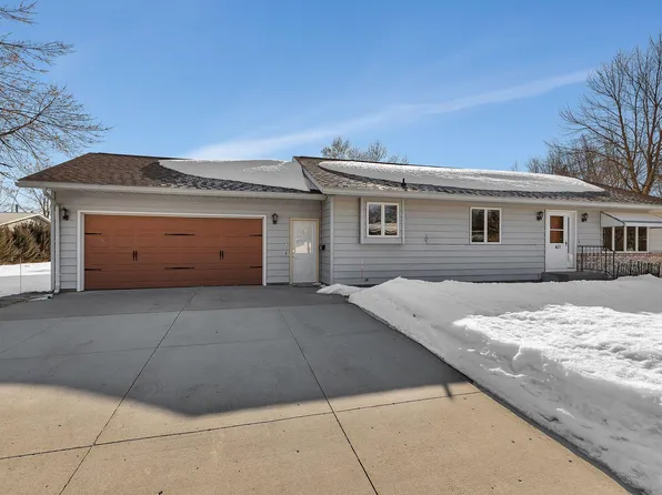 431 Brooks St S, Eden Valley, MN 55329