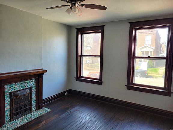 2nd image of 3330 Virginia Ave