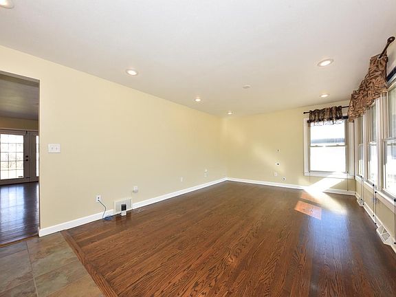 3rd image of 5669 South 24th STREET