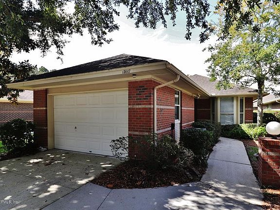 2nd image of 13647 Gordonia Ct