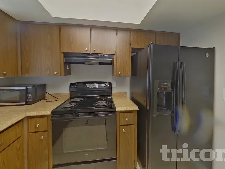 1484 Bloomingdale Rd — Photo 6