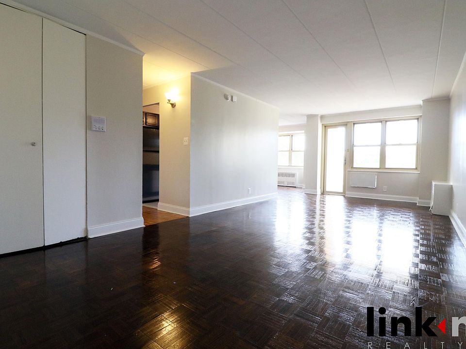 1st image of 40 E Sidney Ave APT 4M