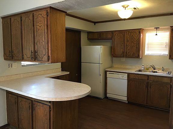 2nd image of 2808 Croydon Ct