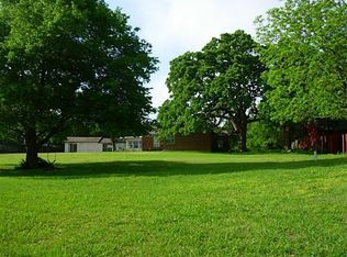 118 W Northgate Dr, Irving, TX 75062