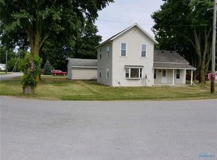 11699 Long St, Bowling green, OH 43402