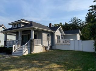 1632 Bay St, Saginaw, MI 48602