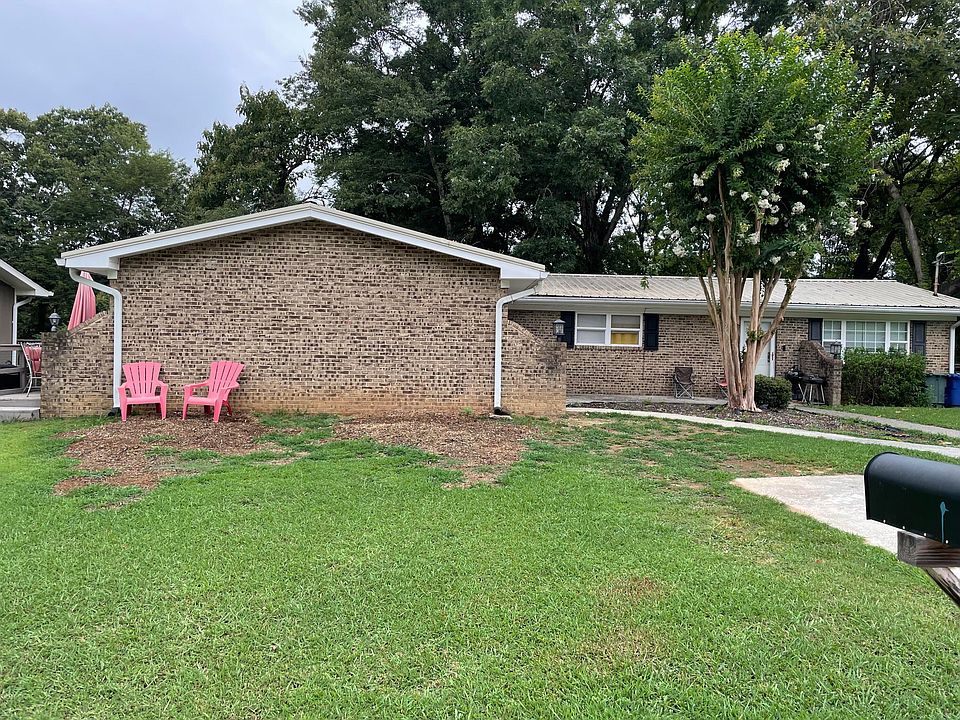 2nd image of 5765 Taggart Dr