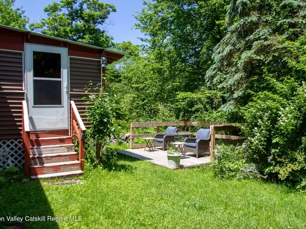 424 Macedonia Road, Austerlitz, NY 12017
