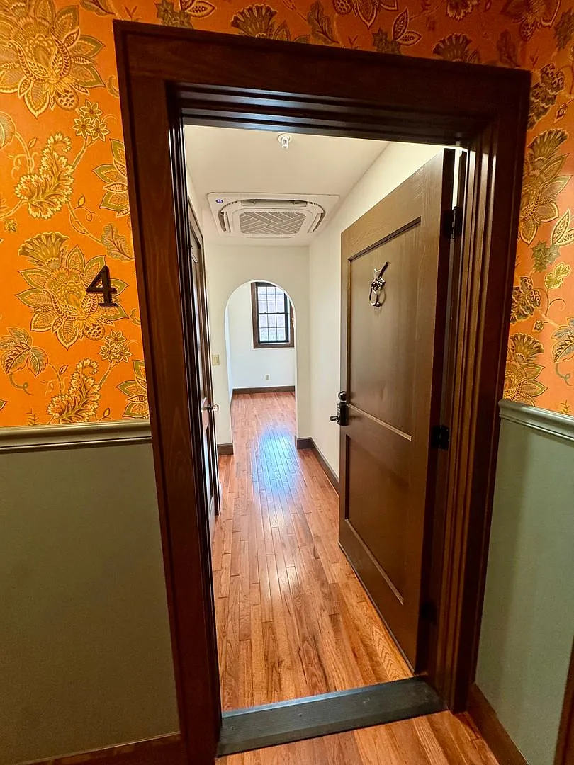 Meridian Flats — Photo 3