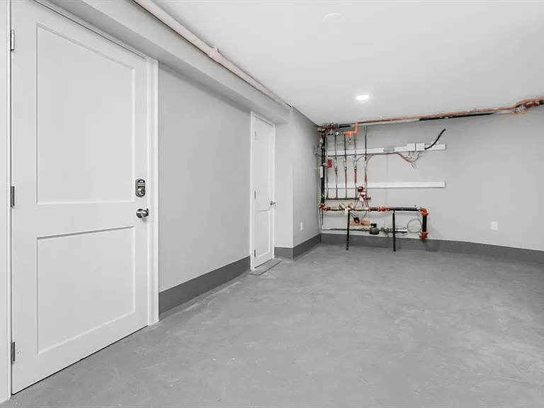 66 Stanley St #2 — Photo 19