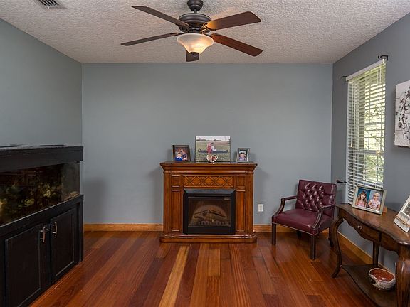 5th image of 1747 Windover Pl