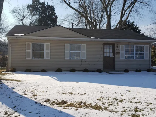 9916 Michaele Ln, Jeffersontown, KY 40299
