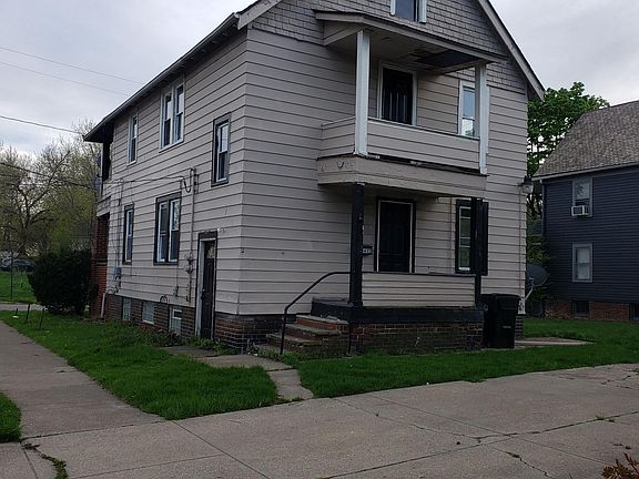 2nd image of 15633 School Ave