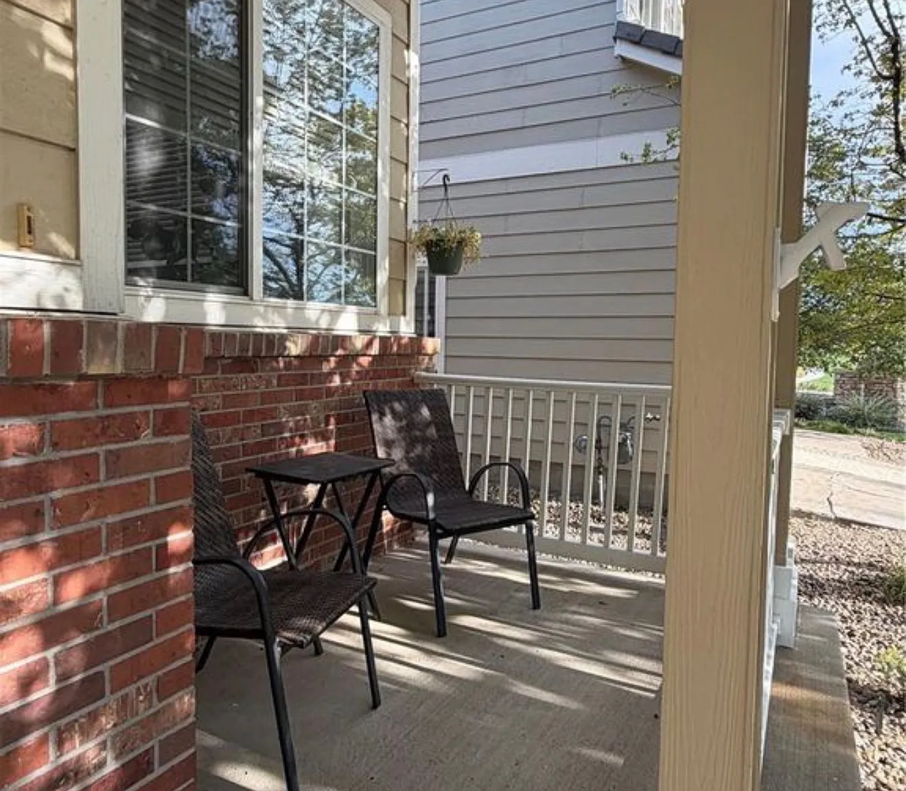 3 bed, 2.5 bath, 1620 sqft, $2,800 — Photo 2