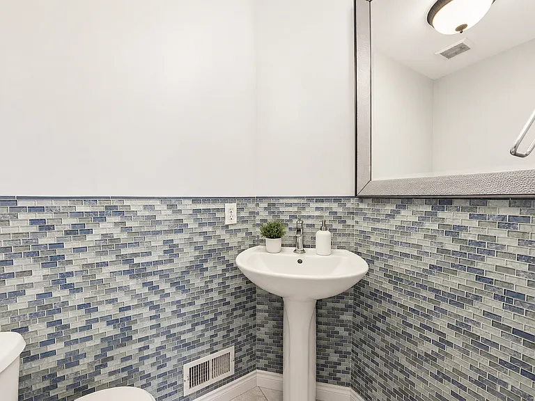 356 Cedar Ave — Photo 13