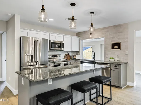 3701 W PHELPS Road, Phoenix, AZ 85053