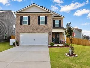 1st image of 3957 Billie Ln NE