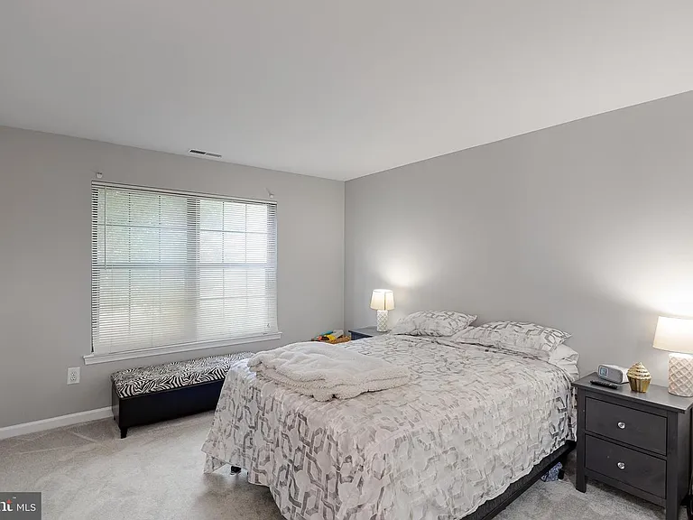 23 W Bluebell Ln #A — Photo 7