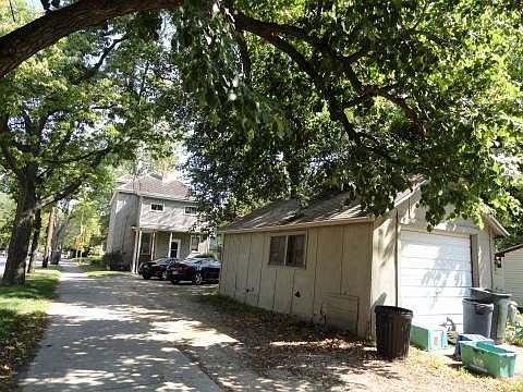 2nd image of 1602 Main St