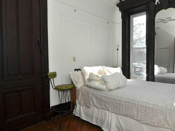 3rd image of 107A Halsey St APT 2