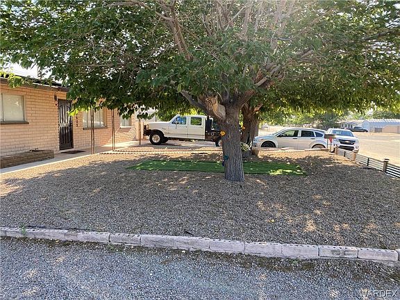 3rd image of 2608 Lillie Ave