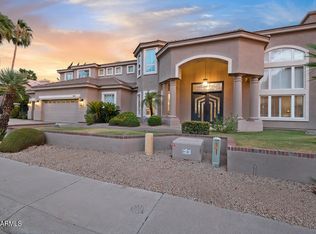 5881 W Del Lago Cir, Glendale, AZ 85308