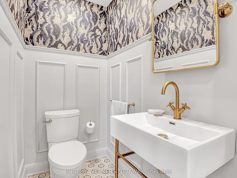 469 Island Park Dr — Photo 17