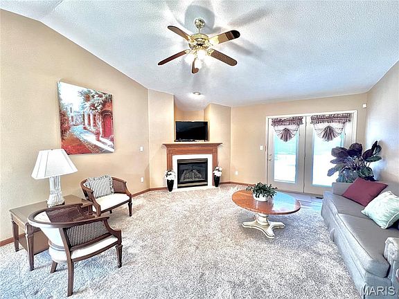 5th image of 2277 Wellington Dr