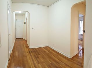 4215 81st St #5K, Elmhurst, NY 11373