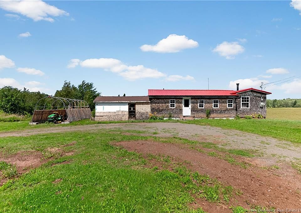 1st image of 460 Middlesex Rd