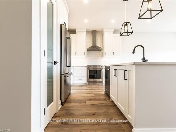 175 Glengariff Dr #28, Southwold, ON N5P 3T2