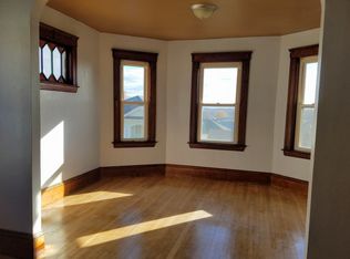 35 Dartmouth St, Worcester, MA 01604