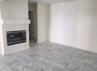 4869 S Torrey Pines Dr Unit 101, Las Vegas, NV 89103