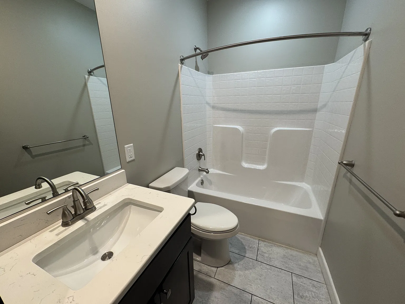 Hilltop Lofts — Photo 2