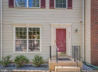 14713 Flower Hill Dr, Centreville, VA 20120