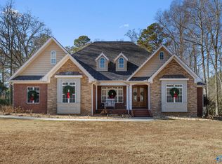 70 Smith Ln, Boaz, AL 35956