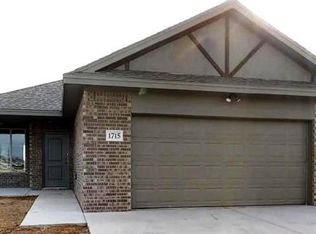 1416 14th St, Shallowater, TX 79363