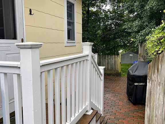 2nd image of 2216 S Culpeper St