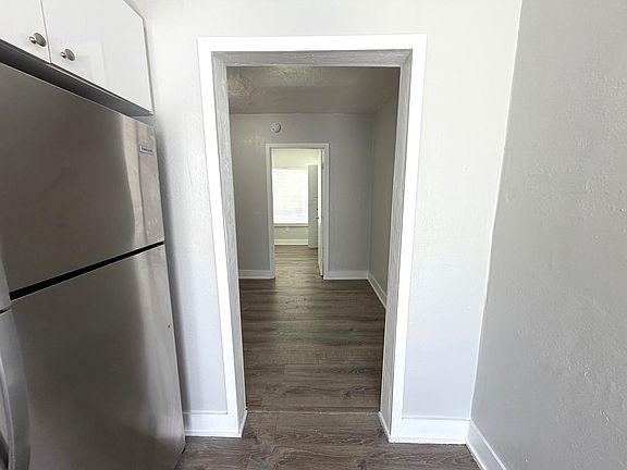 5th image of 614 NE 3rd St #8