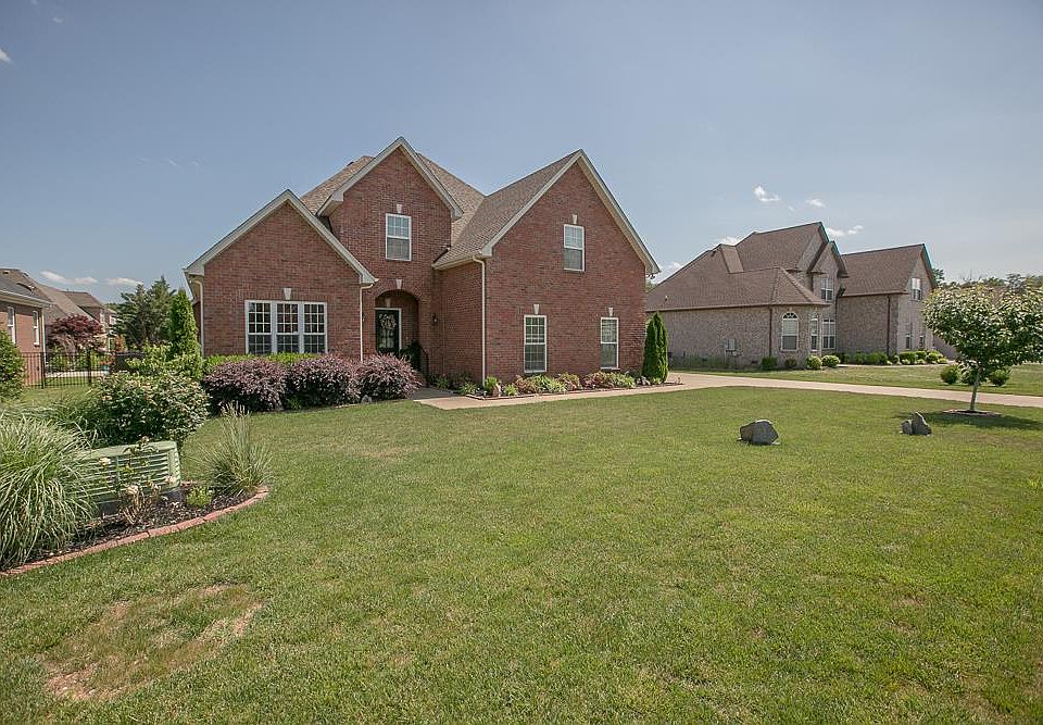1st image of 430 Paul Norman Dr