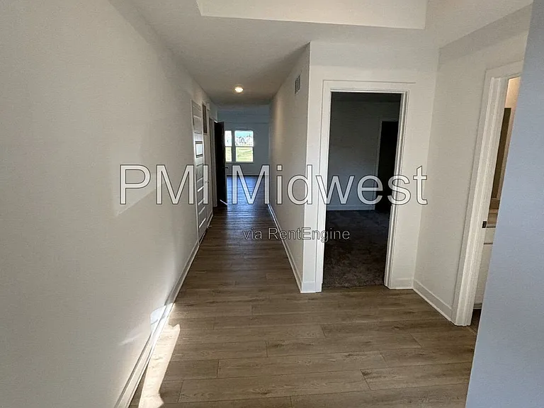 8816 Georgina St — Photo 6