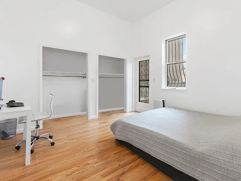182 Norfolk St #3 — Photo 9