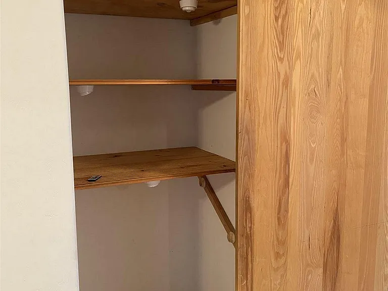 1414 San Carlos Ave — Photo 14