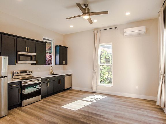4th image of 609 Court St Suite B