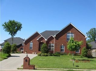 6988 Buffalo Dr, La Vergne, TN 37086
