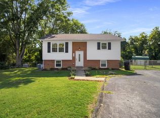 426 Laurel Ct, Piney Flats, TN 37686