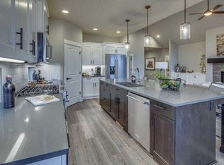 3039 NW Hidden Ridge Dr NW, Bend, OR 97703