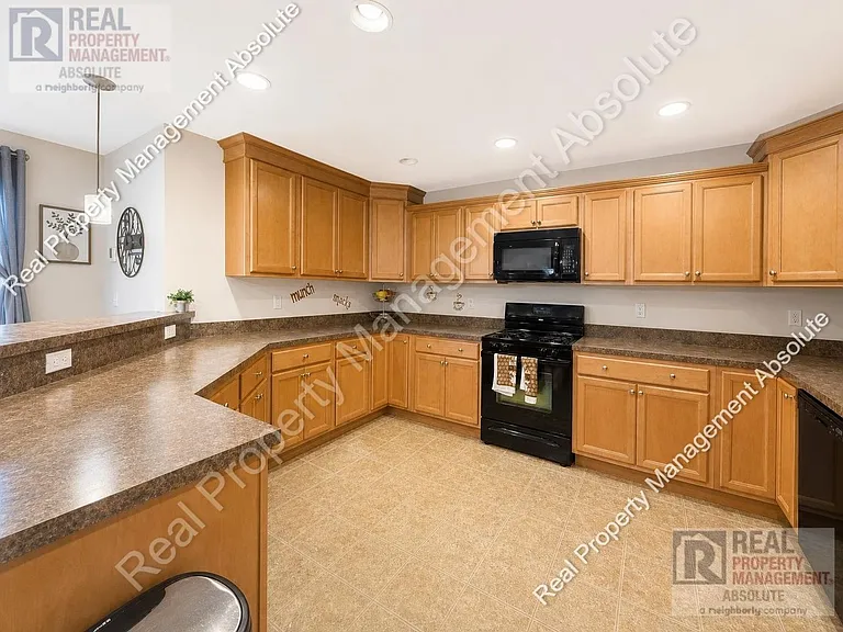 23 Clearview Cir #A — Photo 4